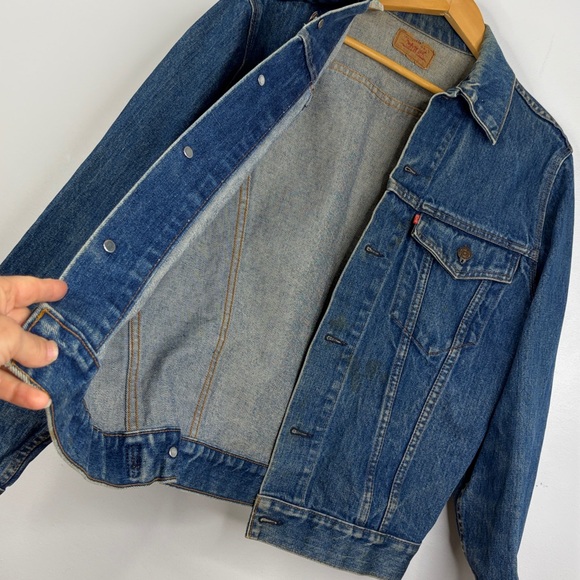 Vintage Levi's Jean Jacket Mens 38 Blue Denim Trucker Made in Canada 80s 90s - Picture 11 of 16